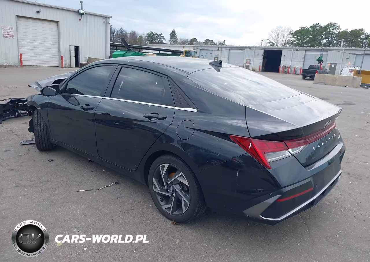 2024 Hyundai Elantra Limited VIN:KMHLP4DGXRU739675 - 3