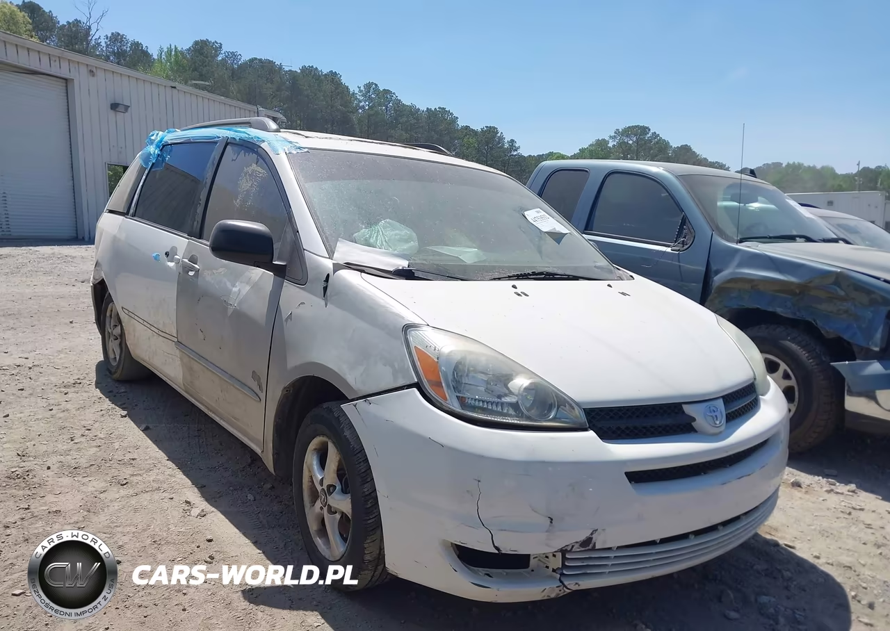 2004 Toyota Sienna Le