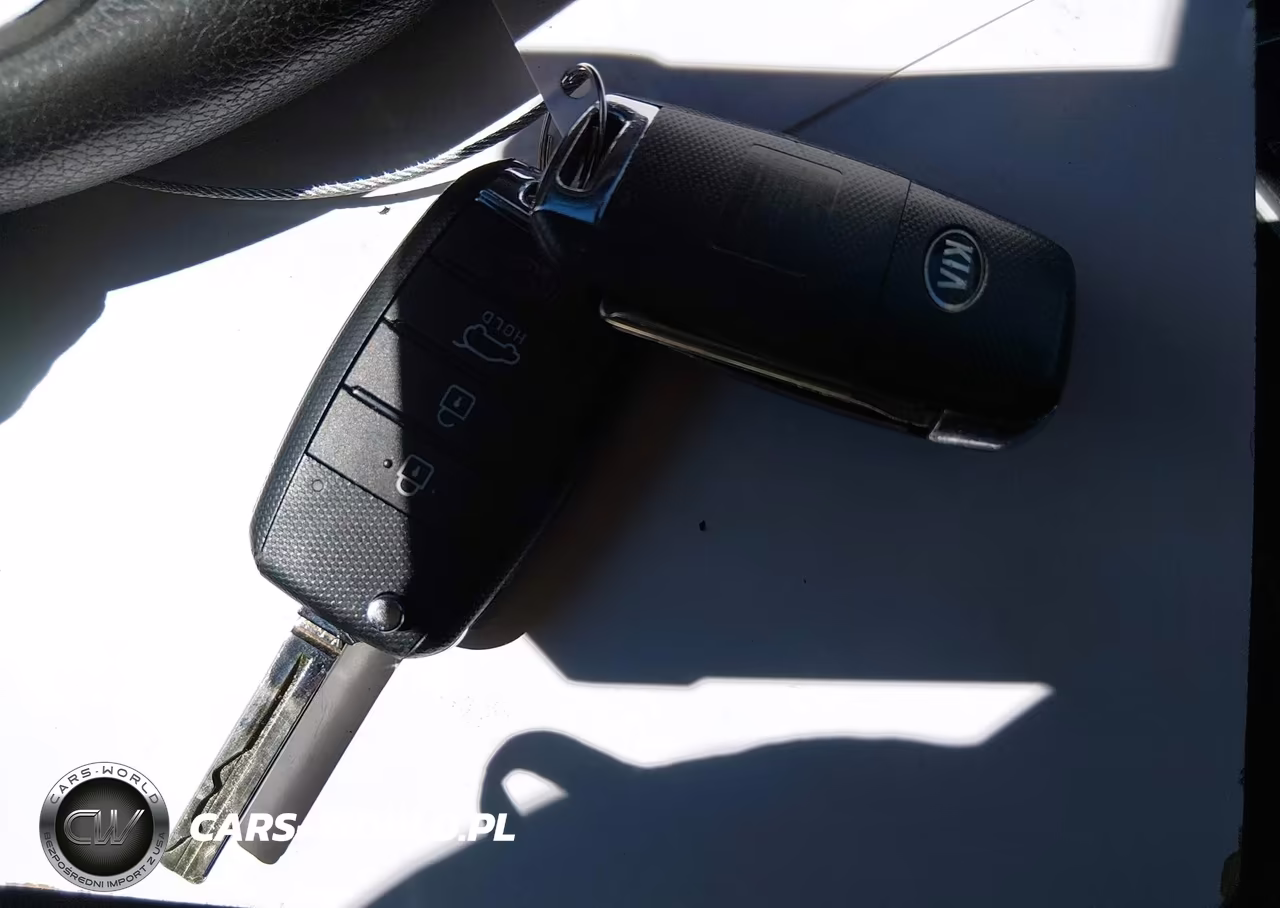 2020 Kia Sportage Lx VIN:KNDPMCACXL7801835 - 11