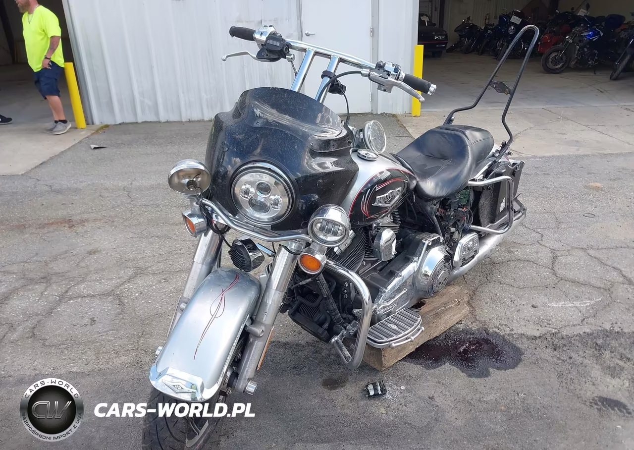 2015 Harley-Davidson Flhr Road King VIN:1HD1FBM10FB600093 - 2