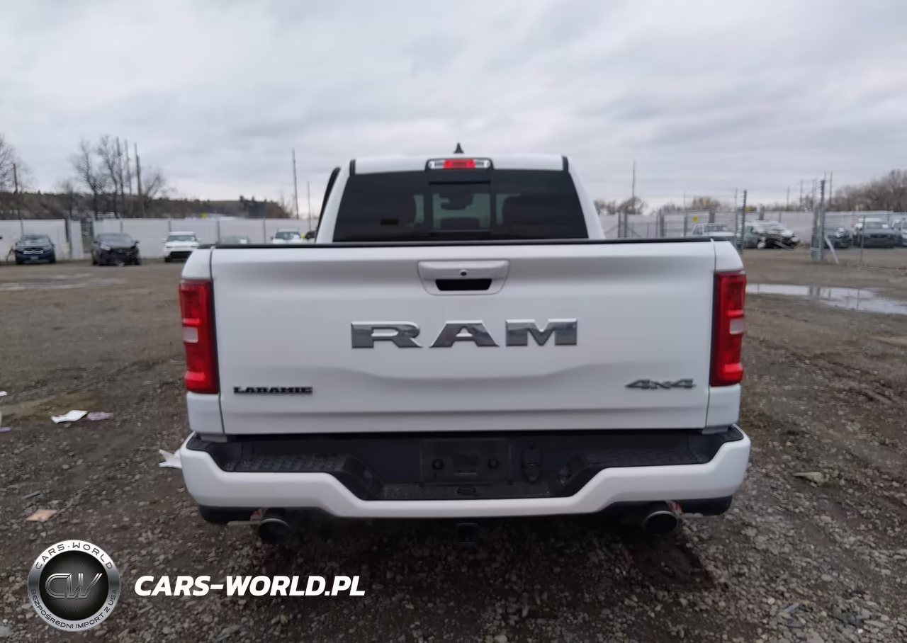 2025 Ram 1500 Laramie 4X4 6'4 Box VIN:1C6SRFRP0SN547171 - 17