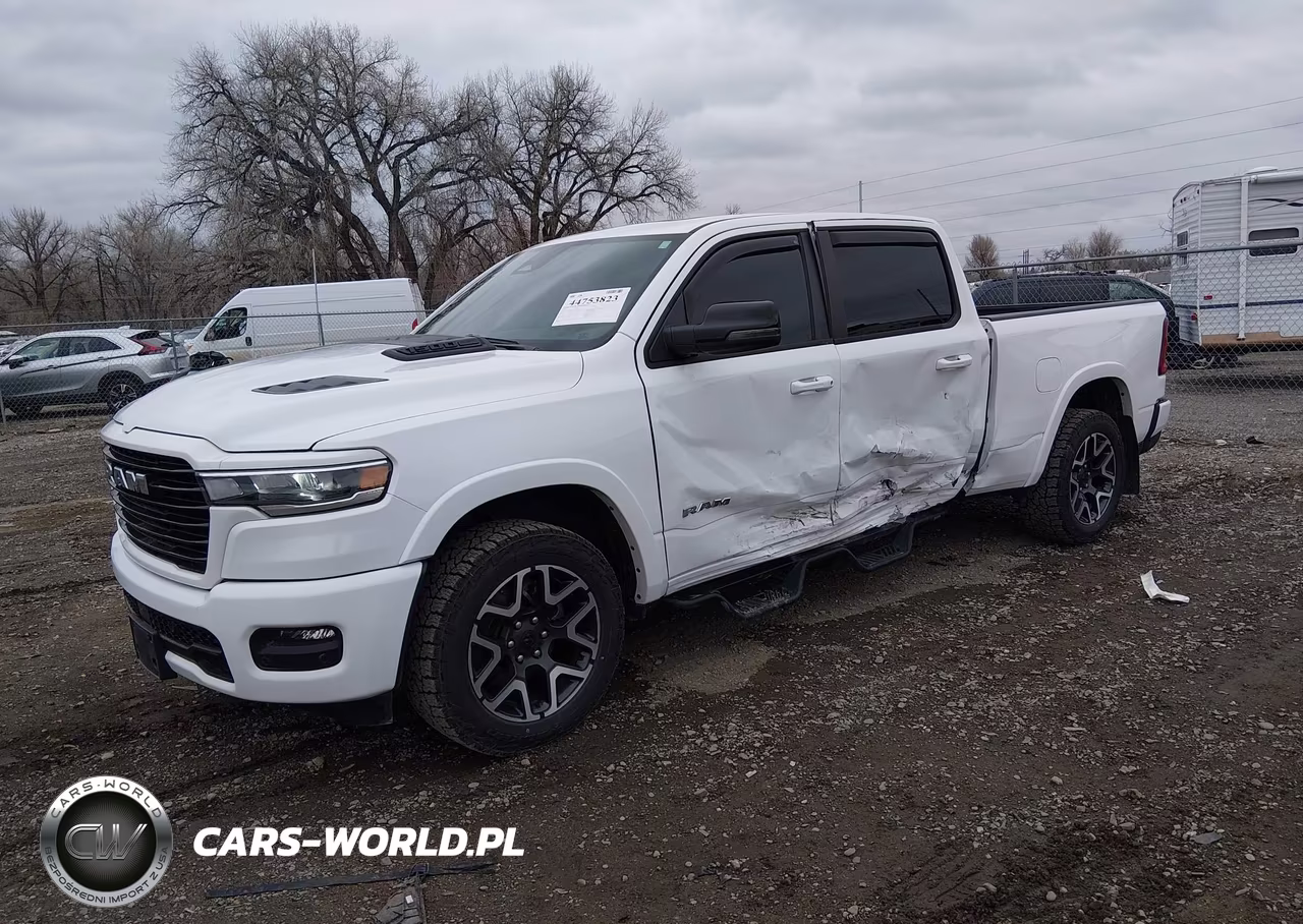 2025 Ram 1500 Laramie 4X4 6'4 Box VIN:1C6SRFRP0SN547171 - 2