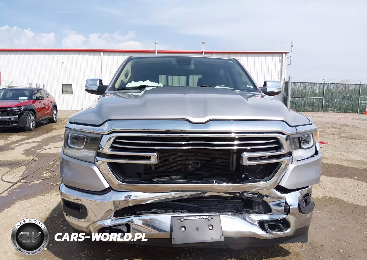 2020 Ram 1500 Laramie 4X4 5'7 Box VIN:1C6SRFJT2LN244032 - 12
