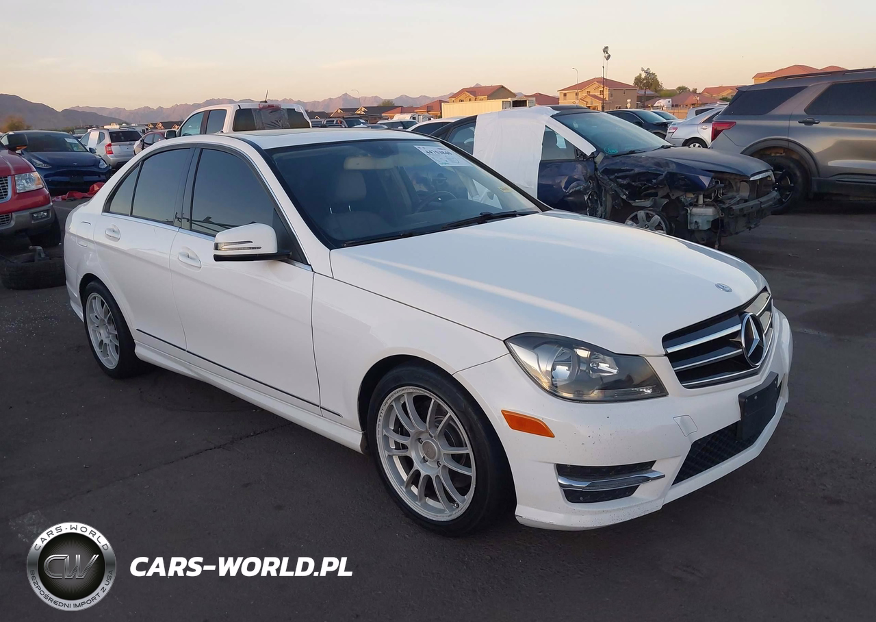 2014 Mercedes-Benz C 300 Sport 4Matic