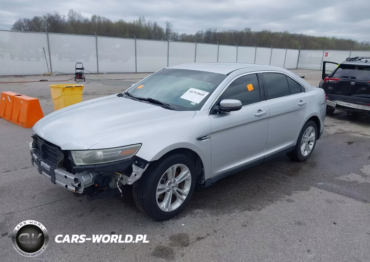 2015 Ford Taurus Sel VIN:1FAHP2E87FG124152 - 2