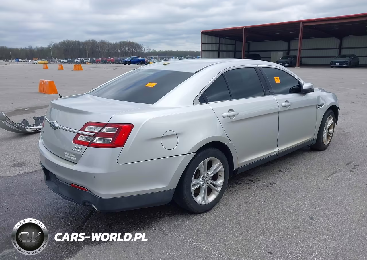 2015 Ford Taurus Sel VIN:1FAHP2E87FG124152 - 4