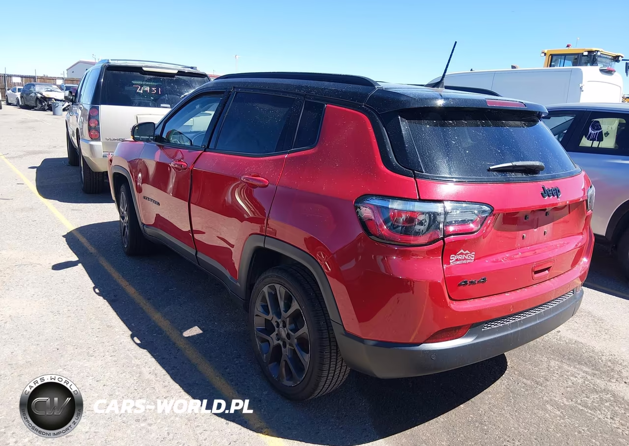 2019 Jeep Compass High Altitude 4X4 VIN:3C4NJDCB0KT690457 - 14