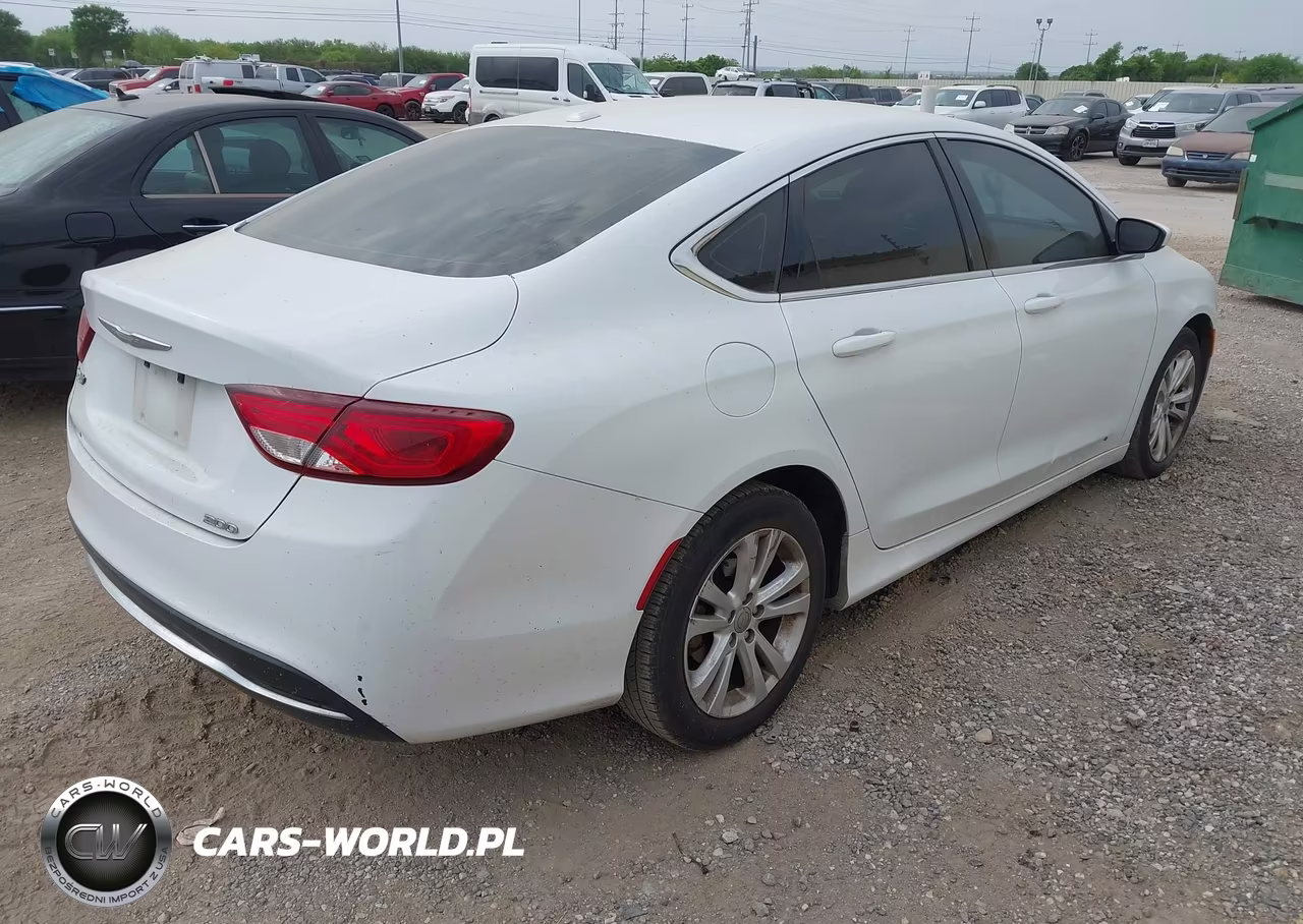 2015 Chrysler 200 Limited VIN:1C3CCCAB8FN704758 - 4