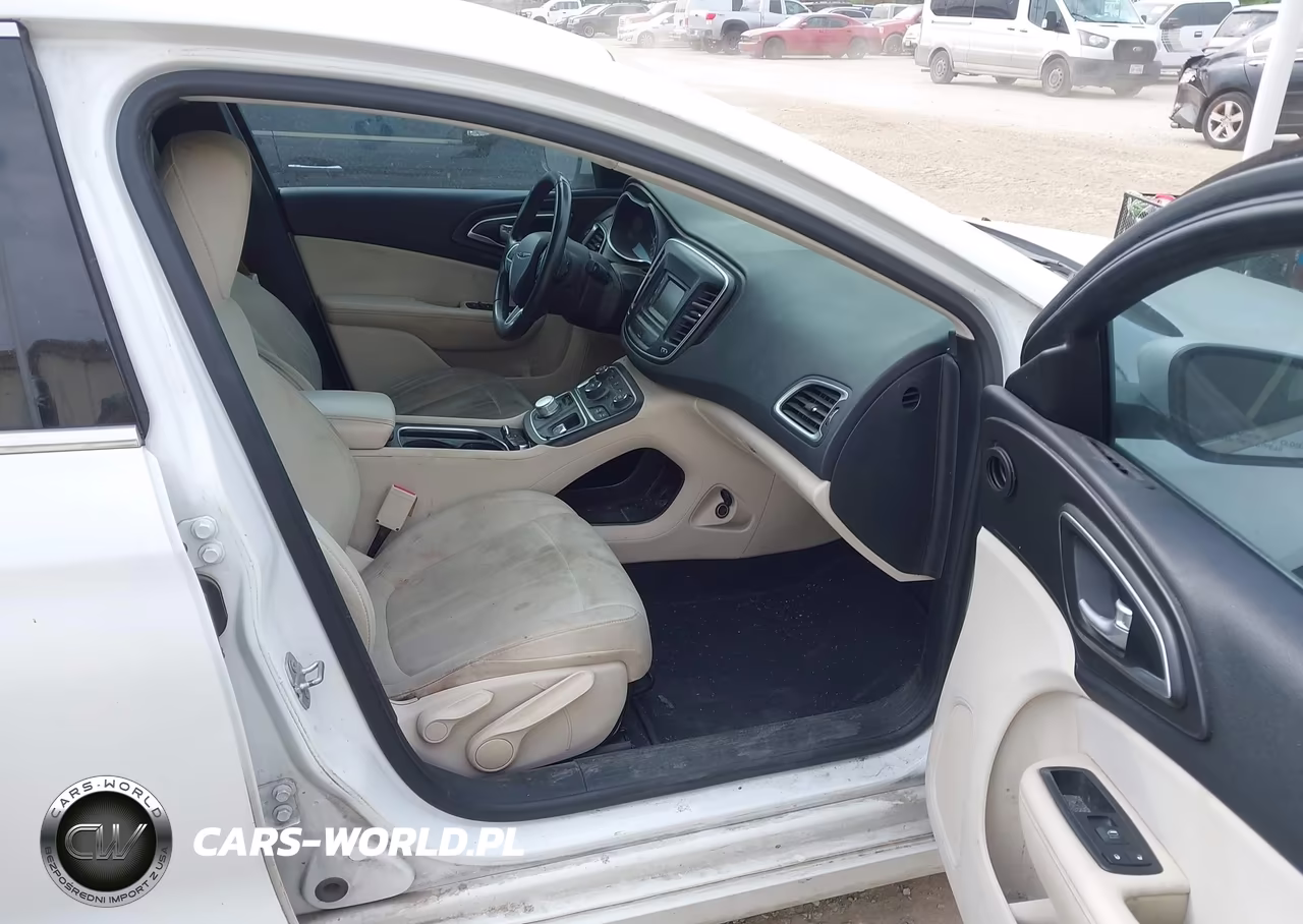 2015 Chrysler 200 Limited VIN:1C3CCCAB8FN704758 - 5