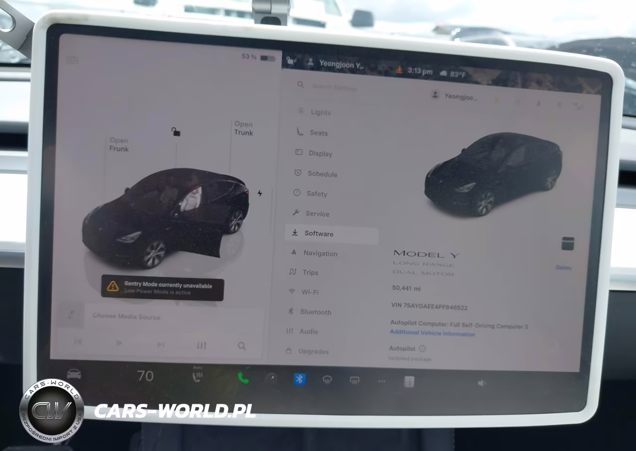 2023 Tesla Model Y VIN:7SAYGAEE4PF646522 - 18