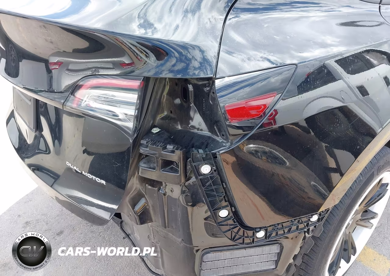 2023 Tesla Model Y VIN:7SAYGAEE4PF646522 - 20