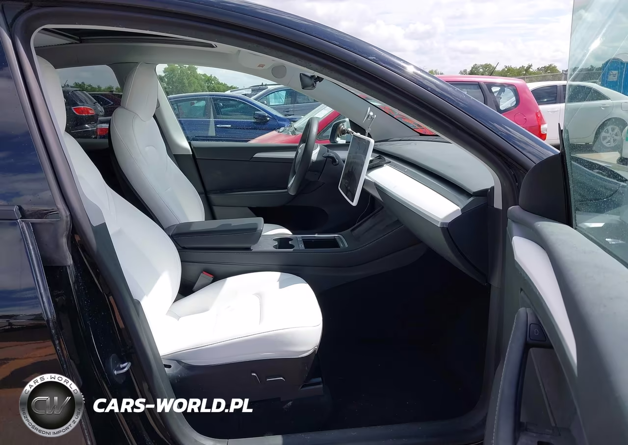 2023 Tesla Model Y VIN:7SAYGAEE4PF646522 - 5