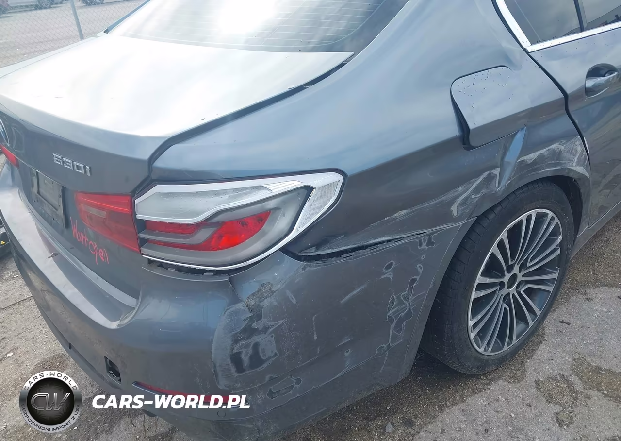 2019 BMW 530I xDrive VIN:WBAJA7C53KWW11574 - 6