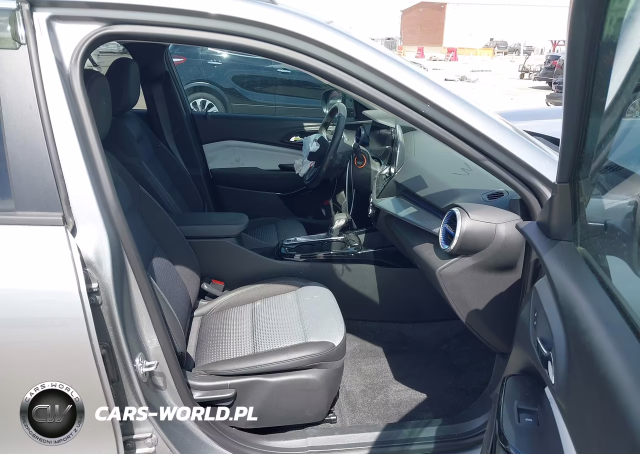 2025 Chevrolet Trax Fwd Lt VIN:KL77LHEP0SC257250 - 5