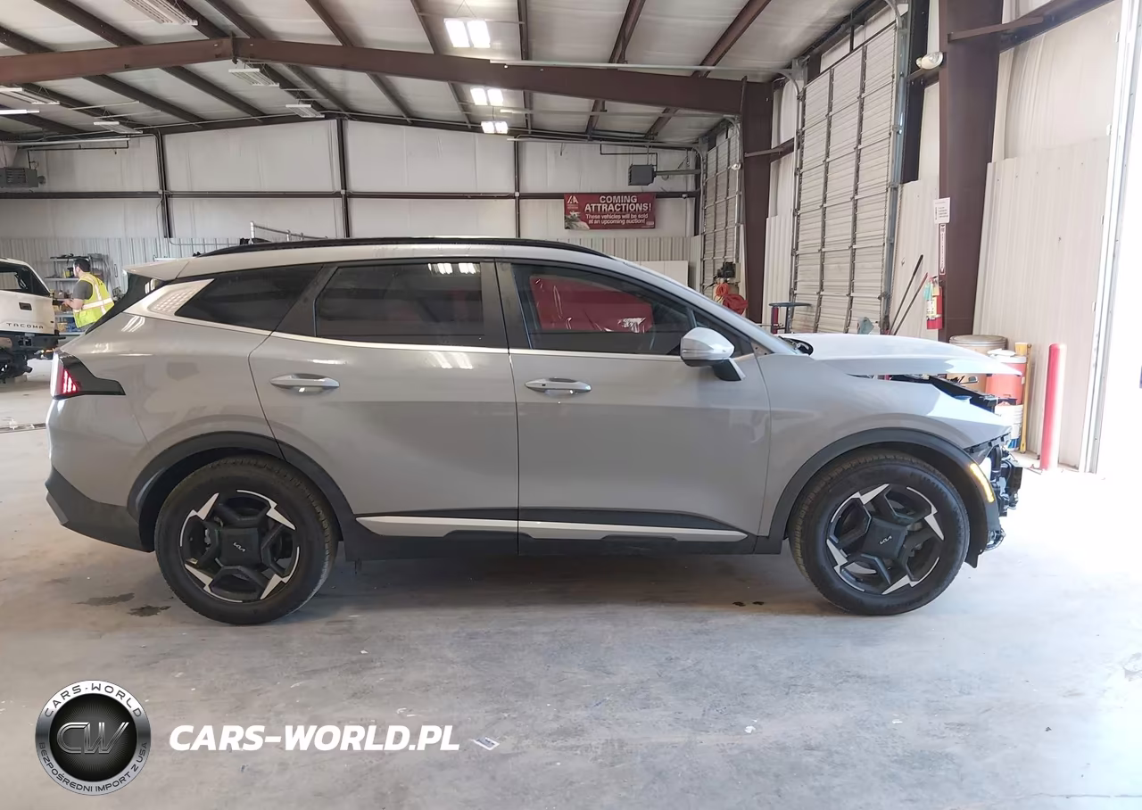 2026 Kia Sportage Ex VIN:5XYK33DFXTG379166 - 14