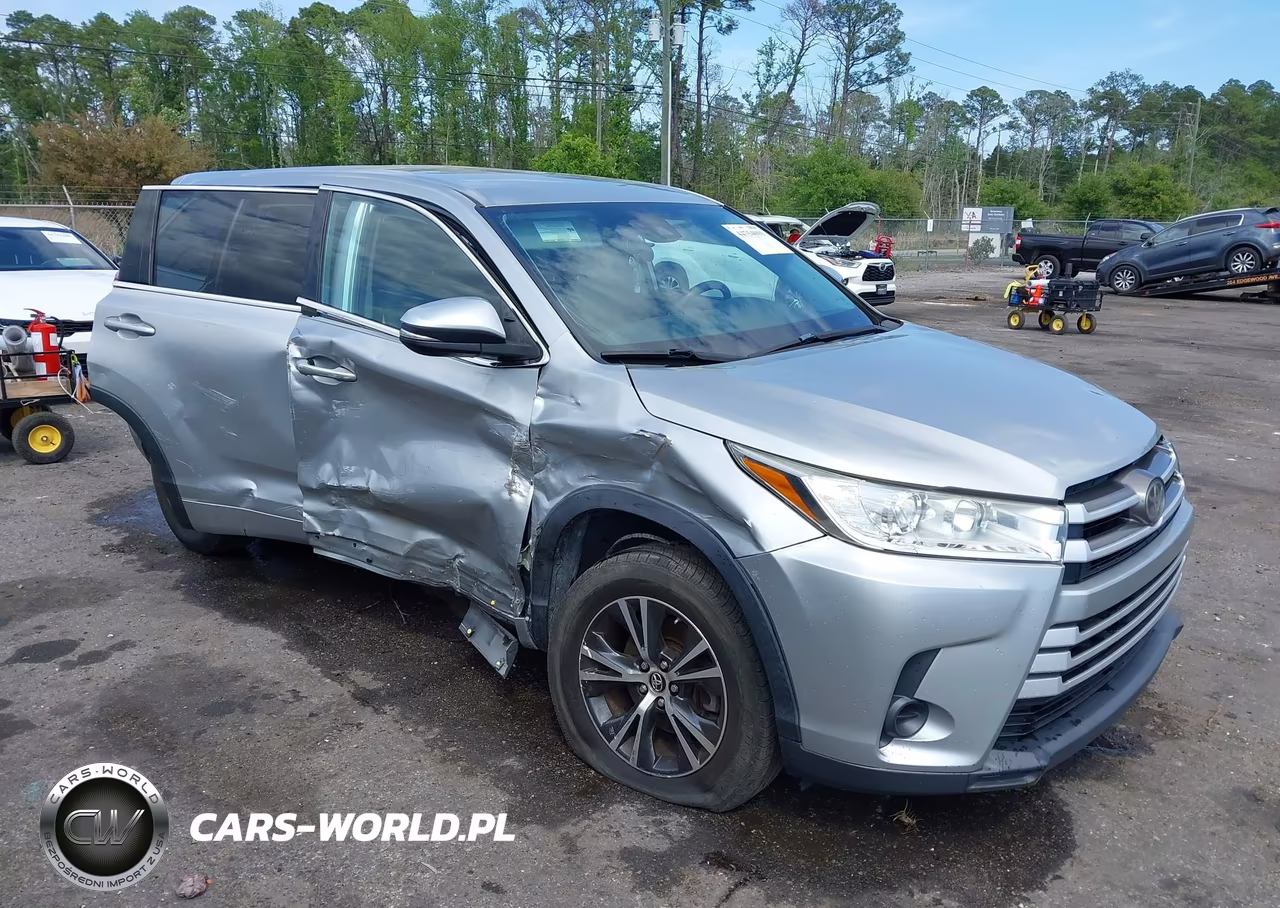 2018 Toyota Highlander Le