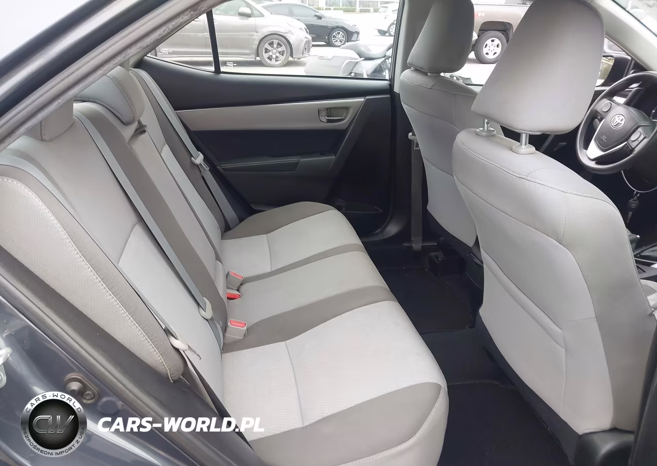 2017 Toyota Corolla Le VIN:5YFBURHE8HP657034 - 8