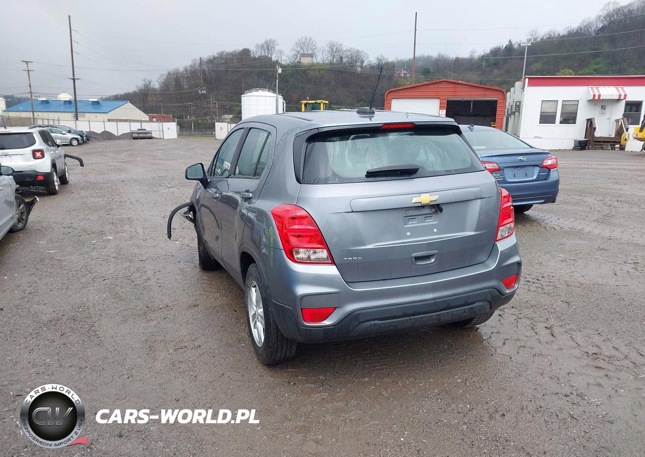 2020 Chevrolet Trax Fwd Ls VIN:3GNCJKSB3LL300571 - 3