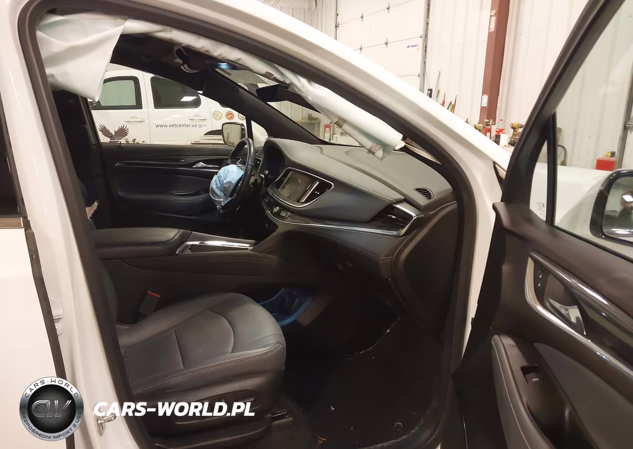 2024 Buick Enclave Essence Awd VIN:5GAEVAKW3RJ115666 - 5