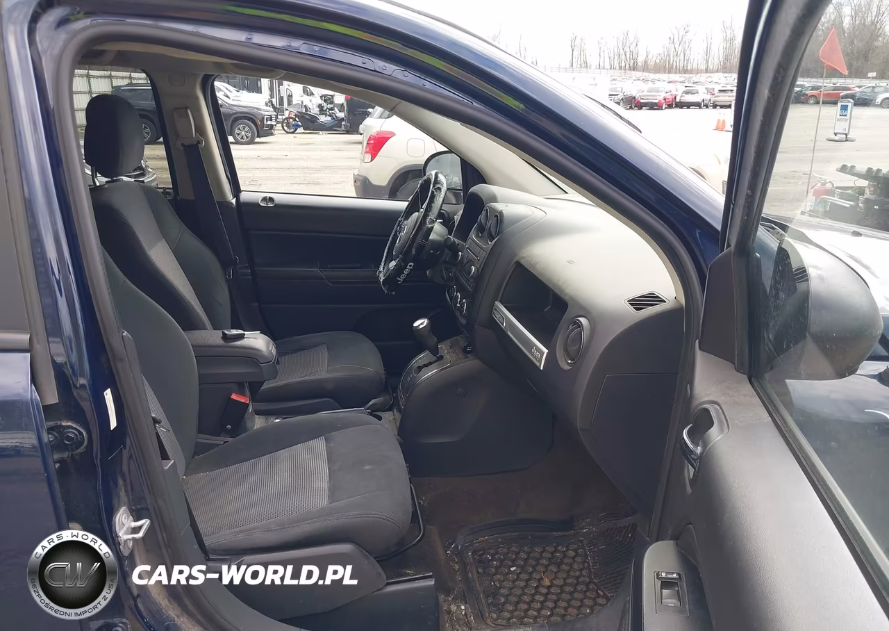 2015 Jeep Compass Sport VIN:1C4NJDBB2FD393137 - 5