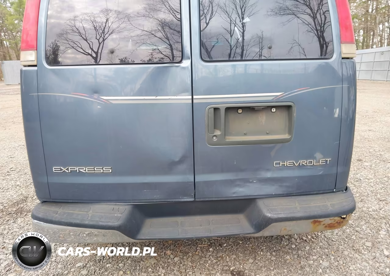 1999 Chevrolet Express VIN:1GBFG15R1X1083885 - 13