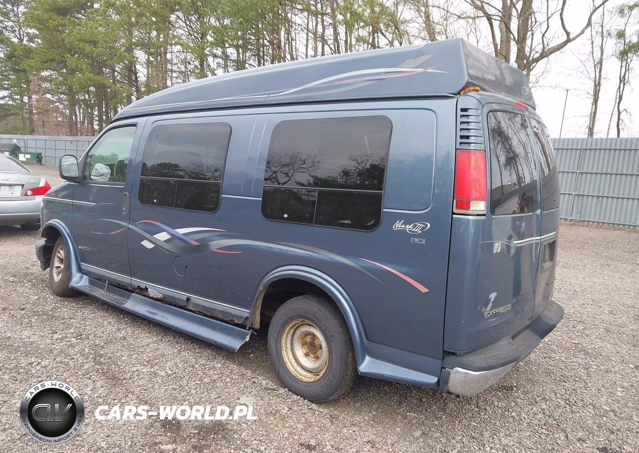 1999 Chevrolet Express VIN:1GBFG15R1X1083885 - 3