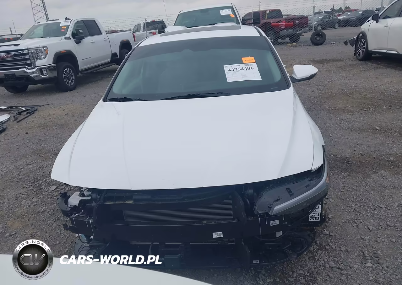 2026 Hyundai Elantra Limited VIN:KMHLP4DG7TU134651 - 13