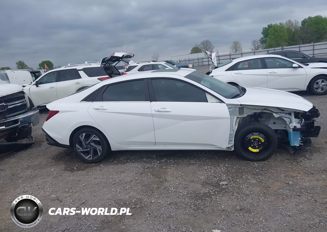 2026 Hyundai Elantra Limited VIN:KMHLP4DG7TU134651 - 14