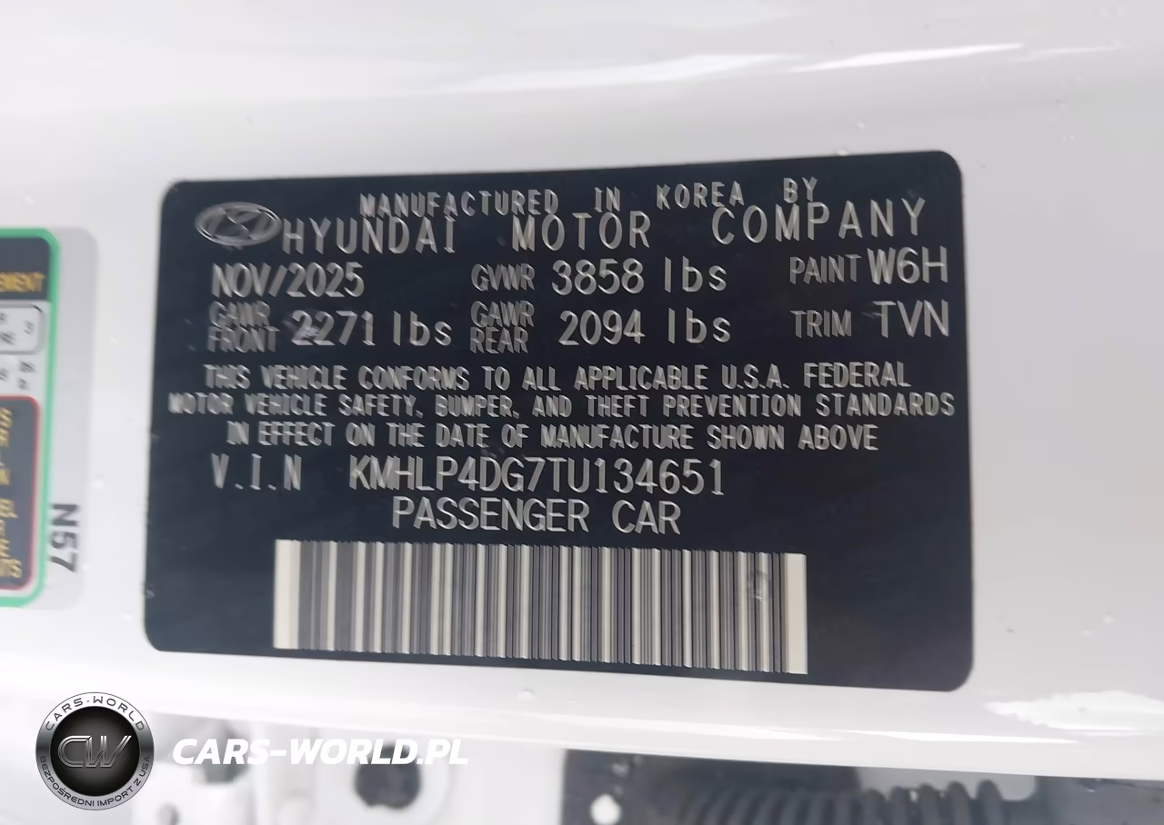2026 Hyundai Elantra Limited VIN:KMHLP4DG7TU134651 - 9