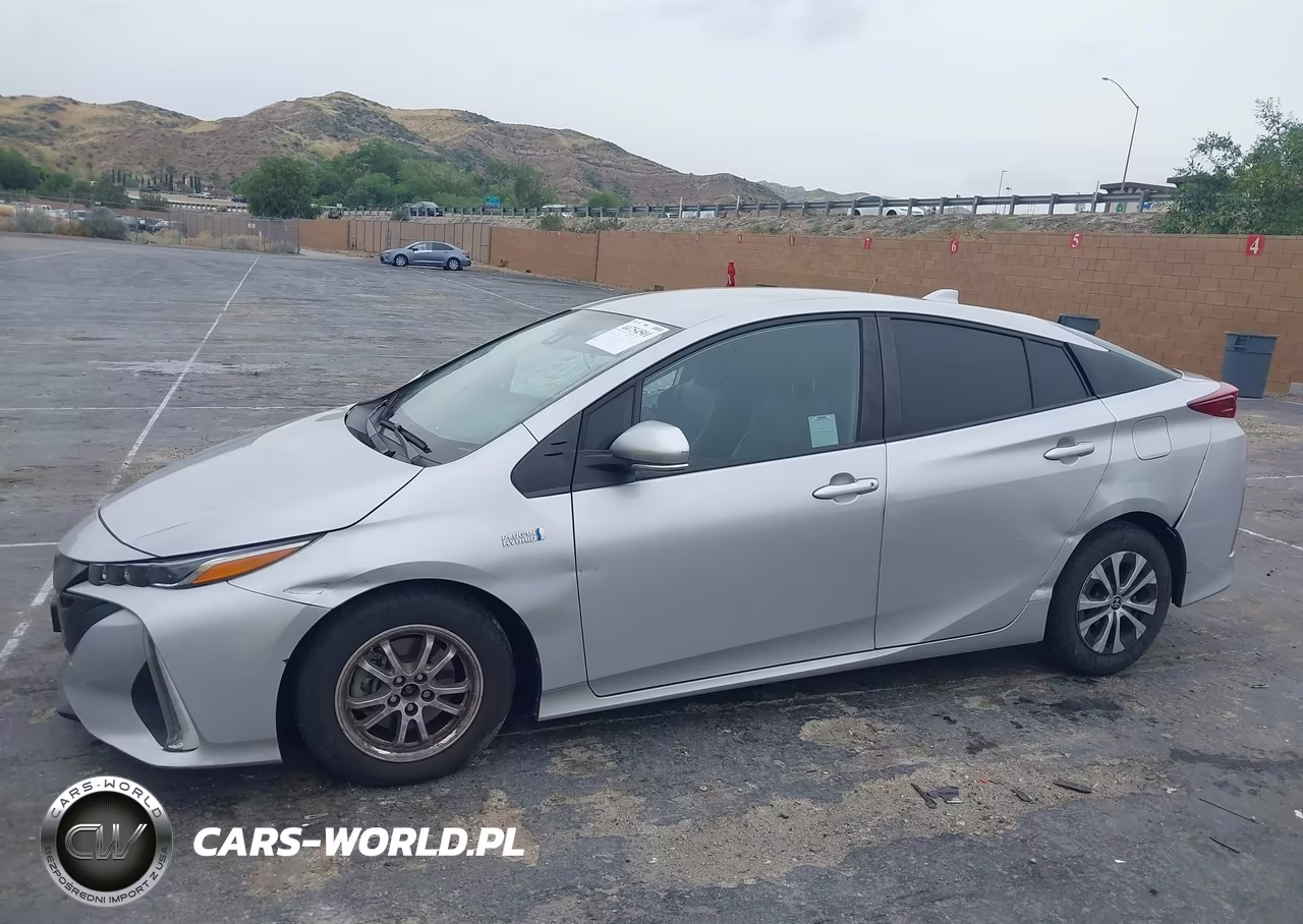 2021 Toyota Prius Prime Xle VIN:JTDKAMFP4M3191721 - 13