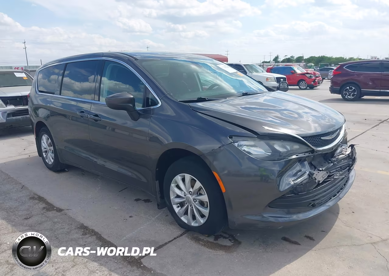 2017 Chrysler Pacifica Touring – zdjęcie 1 z 19