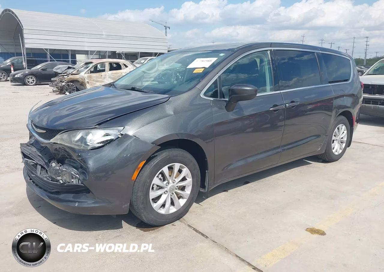 2017 Chrysler Pacifica Touring VIN:2C4RC1DG6HR529191 - 2
