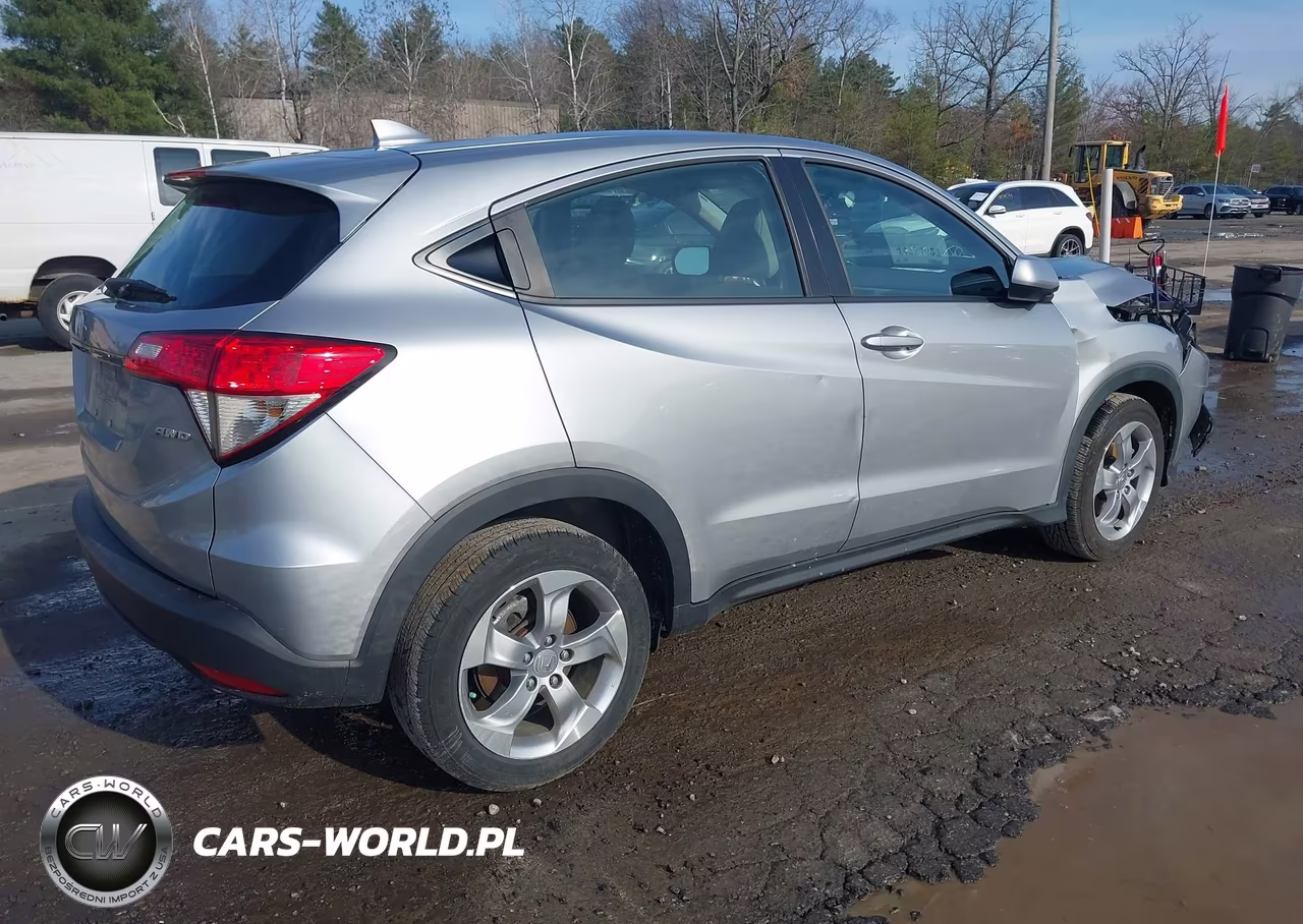 2022 Honda Hr-V Awd Lx VIN:3CZRU6H33NM753825 - 4