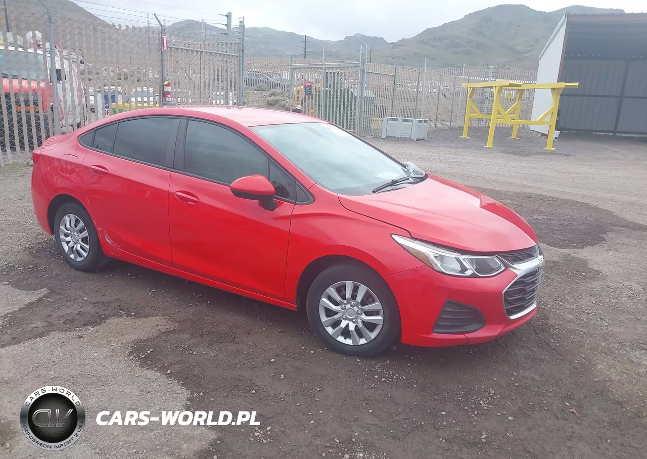 2019 Chevrolet Cruze Ls – zdjęcie 1 z 16
