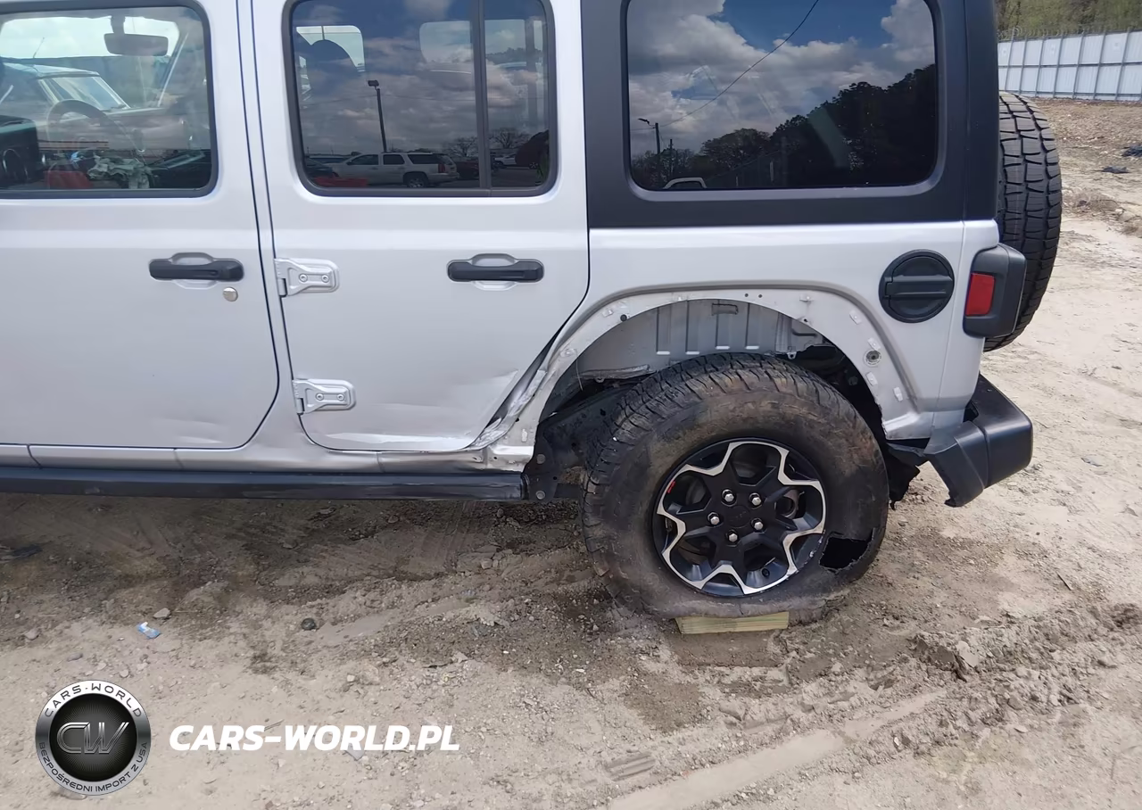 2023 Jeep Wrangler 4-Door Rubicon 4X4 VIN:1C4HJXFN6PW701922 - 6
