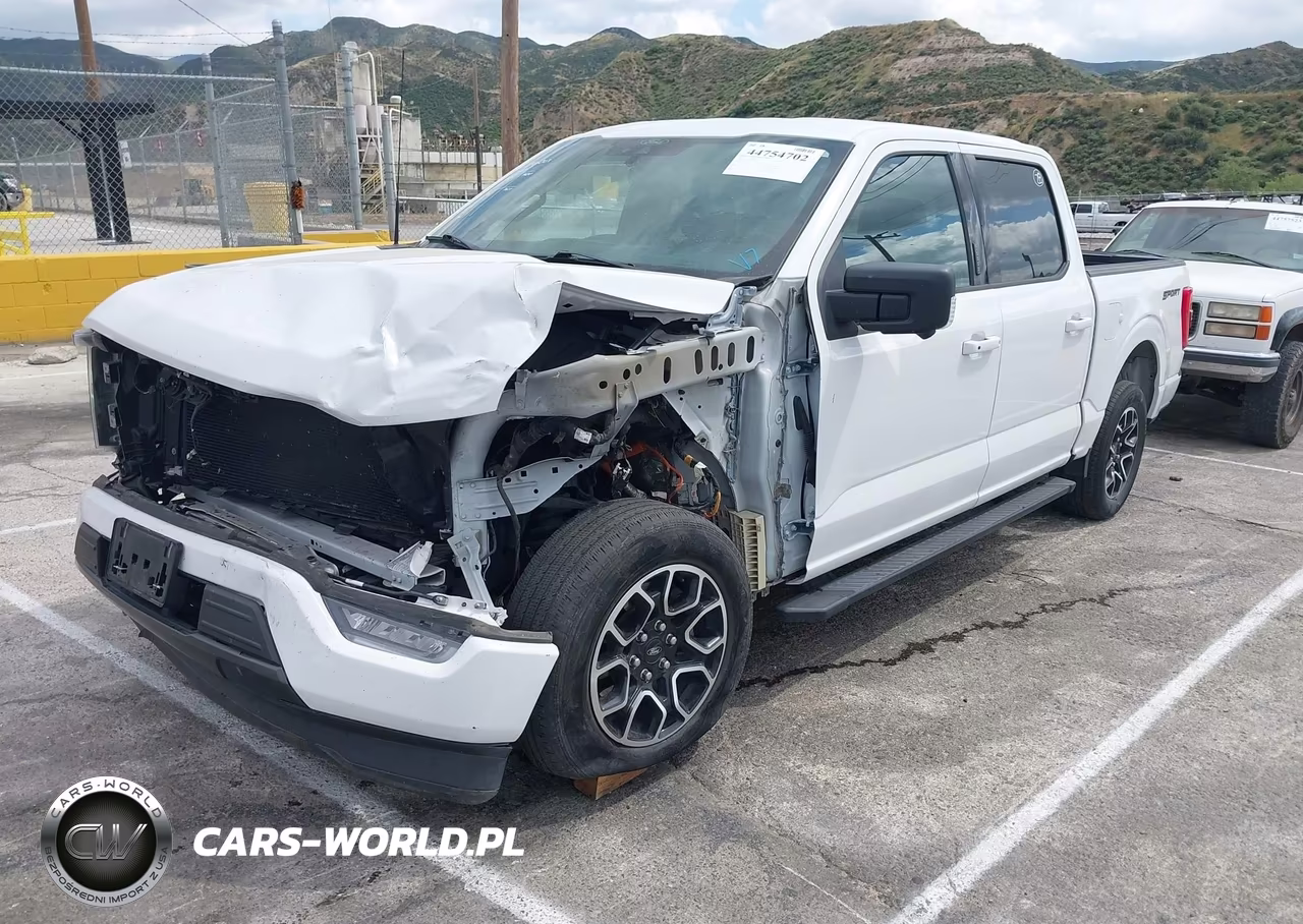2021 Ford F-150 Xlt VIN:1FTEW1CP2MFC50961 - 2