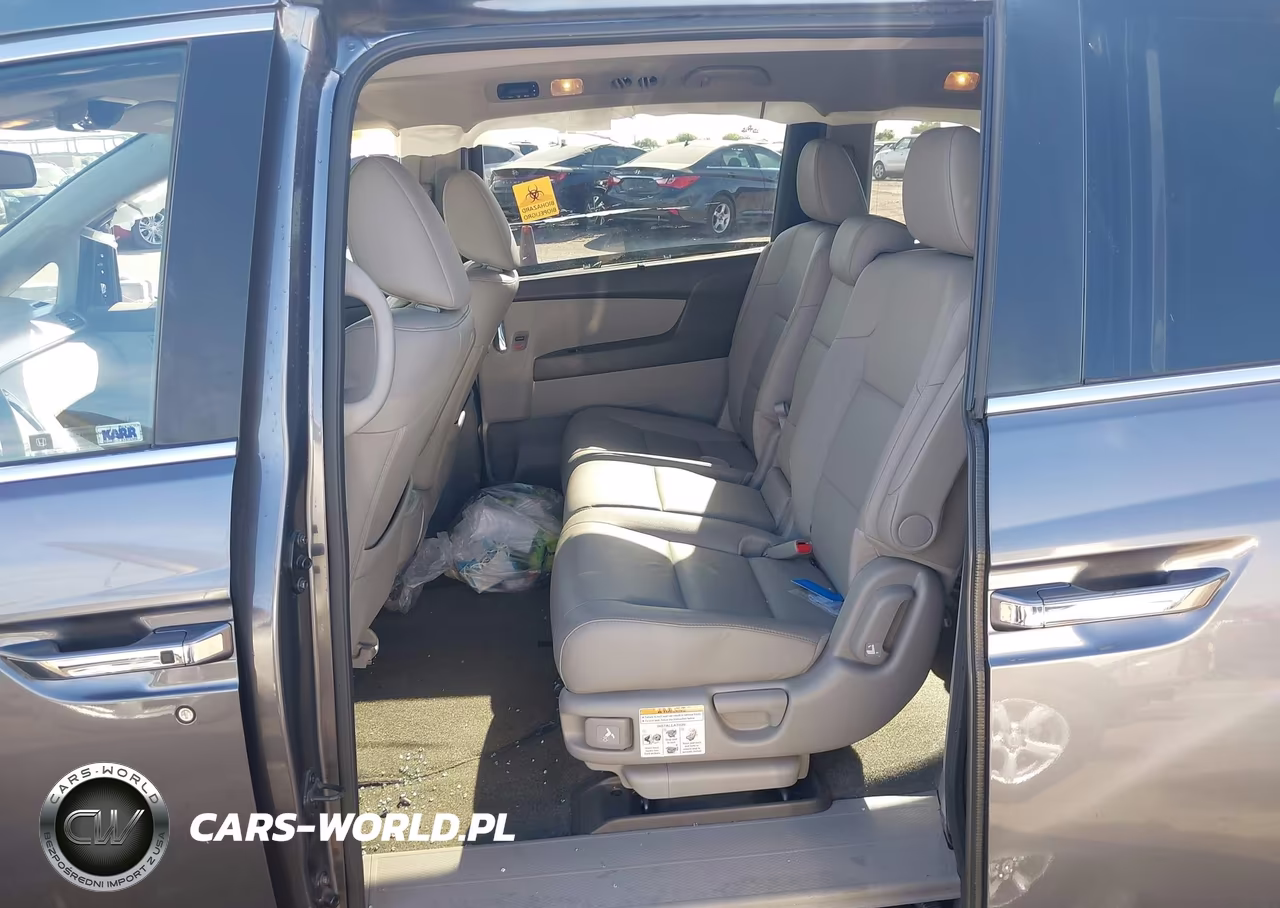 2017 Honda Odyssey Ex-L VIN:5FNRL5H69HB010107 - 8