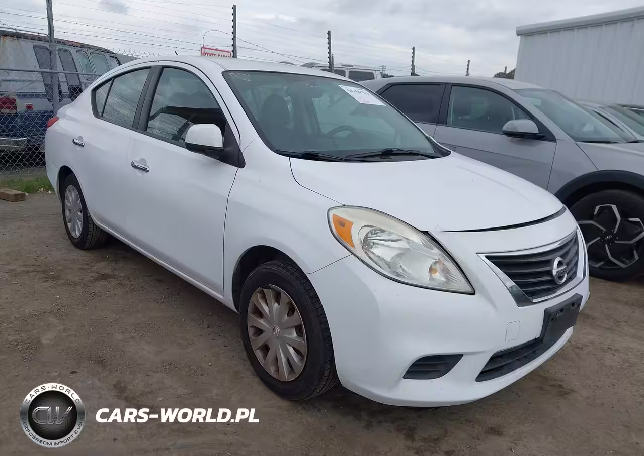 2012 Nissan Versa 1.6 Sv