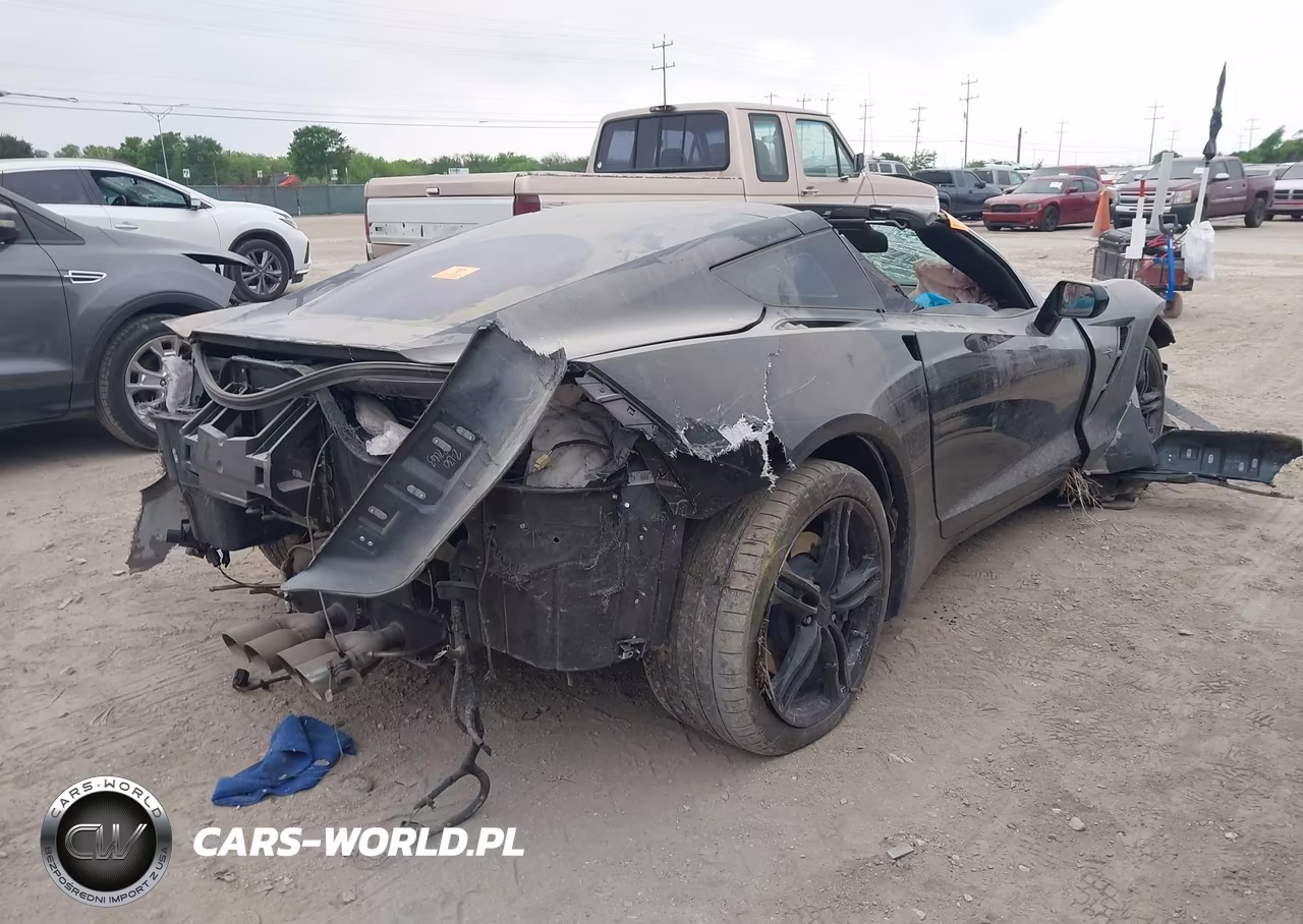 2017 Chevrolet Corvette Stingray VIN:1G1YB2D70H5111297 - 4