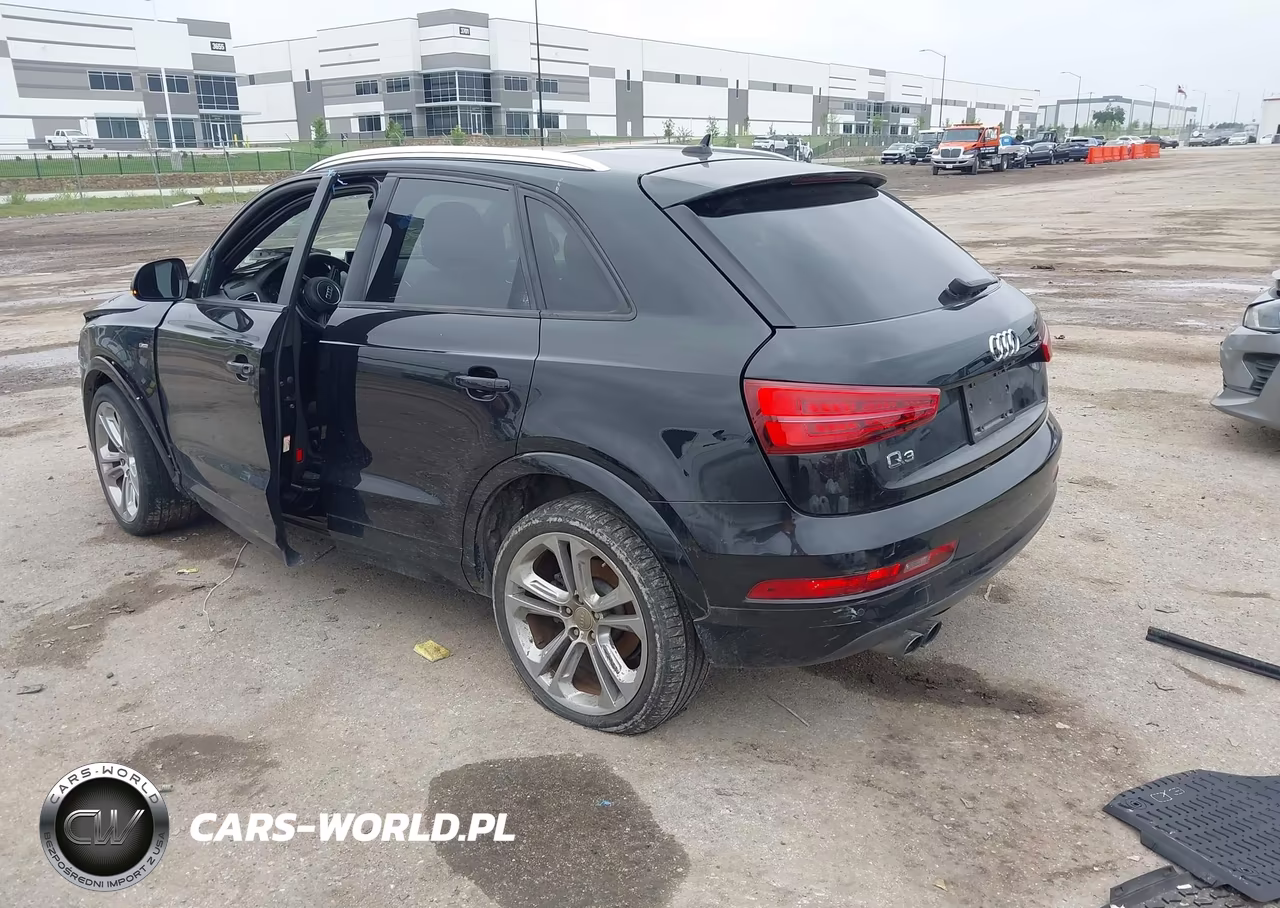 2018 Audi Q3 2.0T Premium VIN:WA1BCCFS4JR017935 - 3