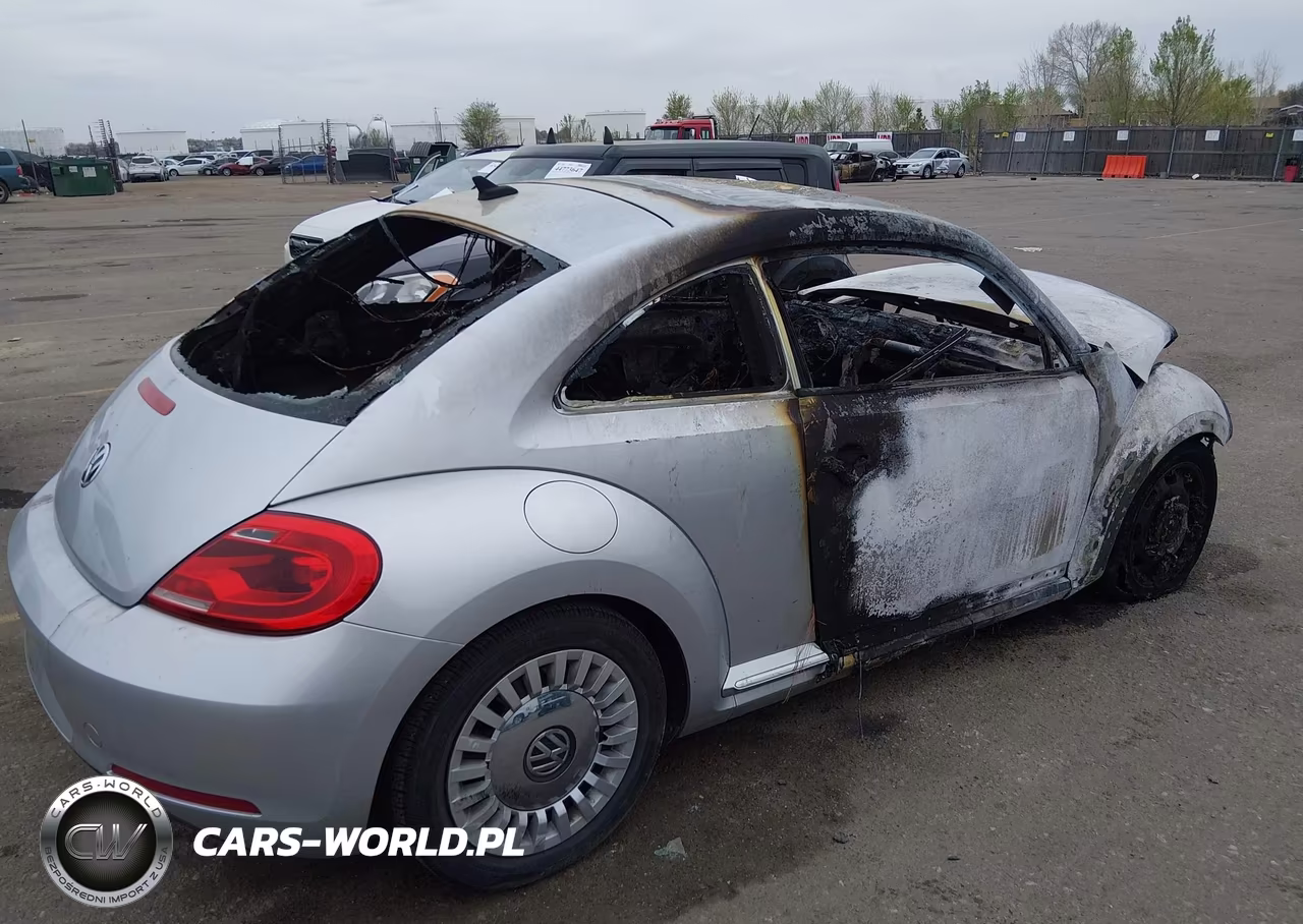 2014 Volkswagen Beetle 1.8T VIN:3VWH07AT3EM661284 - 4