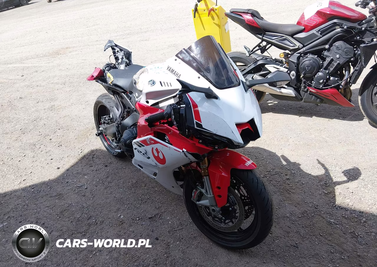 2025 Yamaha Yzf890 C
