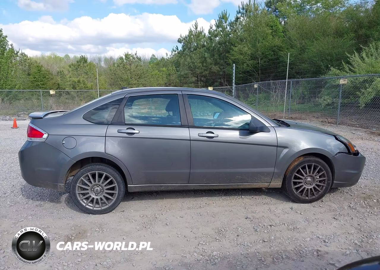 2011 Ford Focus Ses VIN:1FAHP3GN1BW184257 - 13