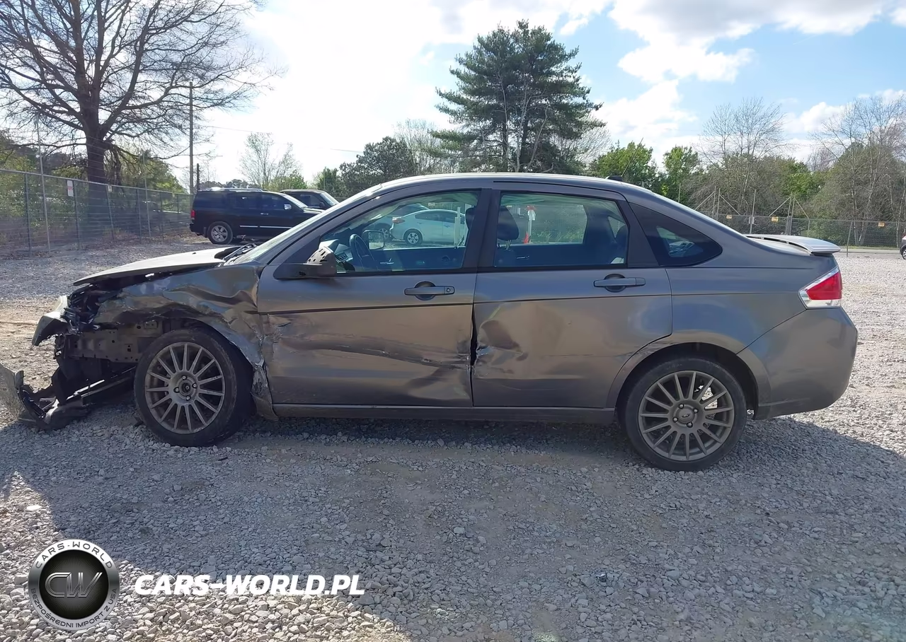 2011 Ford Focus Ses VIN:1FAHP3GN1BW184257 - 14