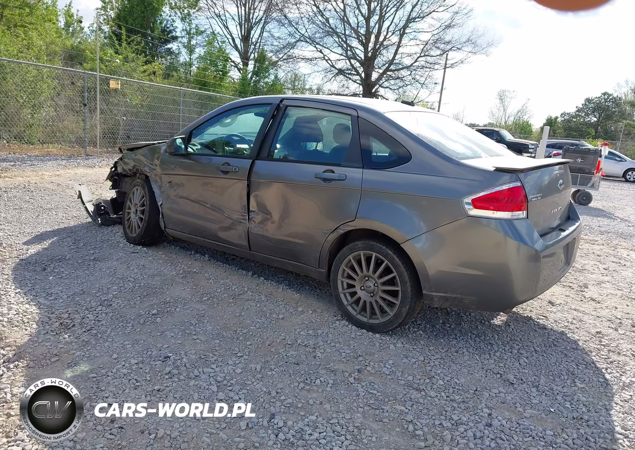 2011 Ford Focus Ses VIN:1FAHP3GN1BW184257 - 3