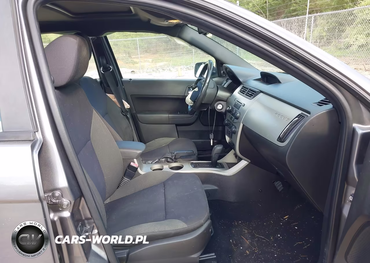 2011 Ford Focus Ses VIN:1FAHP3GN1BW184257 - 5