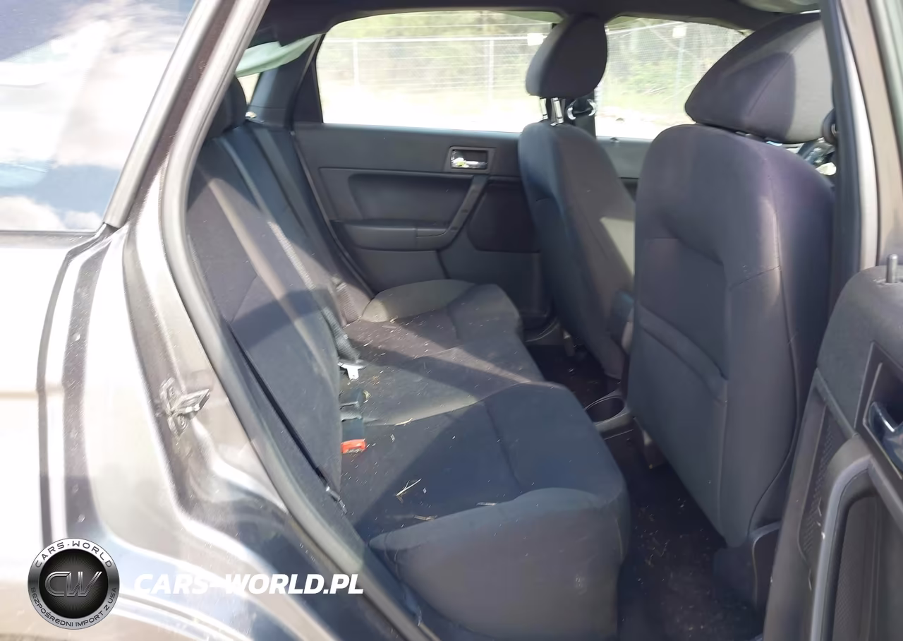 2011 Ford Focus Ses VIN:1FAHP3GN1BW184257 - 8