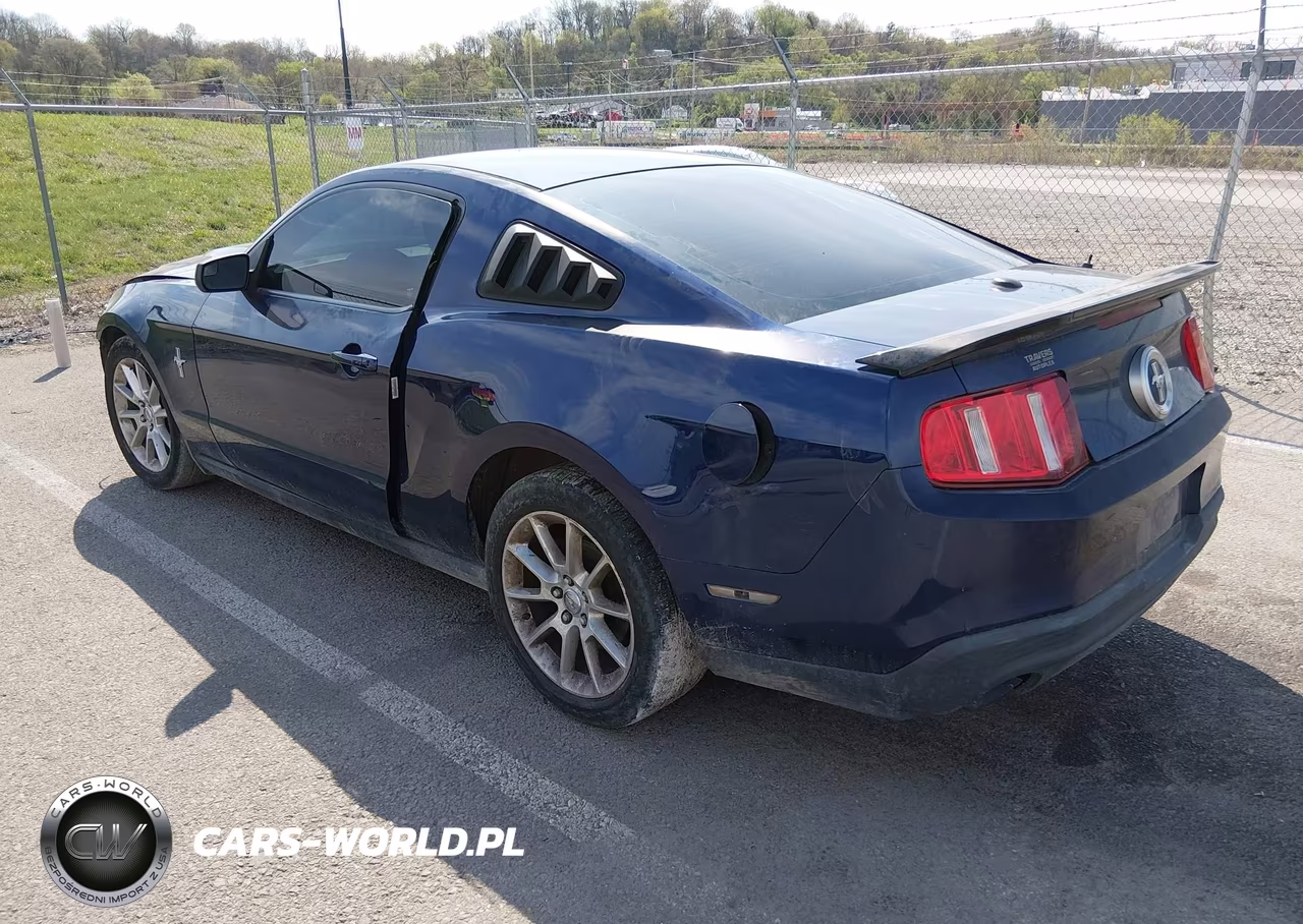 2011 Ford Mustang V6 Premium VIN:1ZVBP8AM1B5119425 - 3