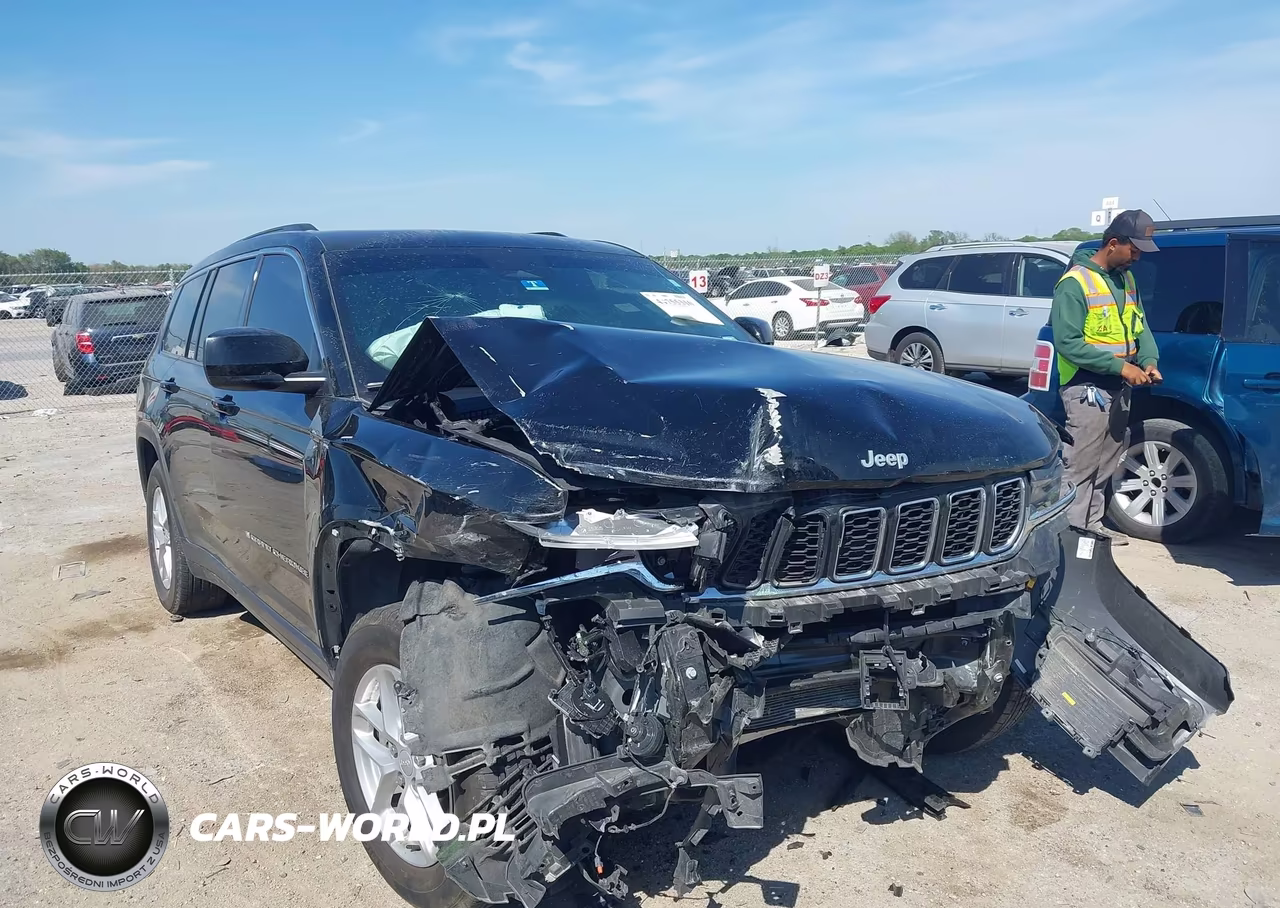 2025 Jeep Grand Cherokee L Laredo X 4X2 – zdjęcie 1 z 16