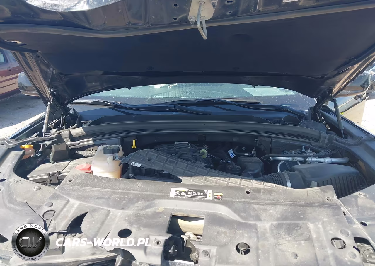 2025 Jeep Grand Cherokee L Laredo X 4X2 VIN:1C4RJJAGXS8649881 - 10